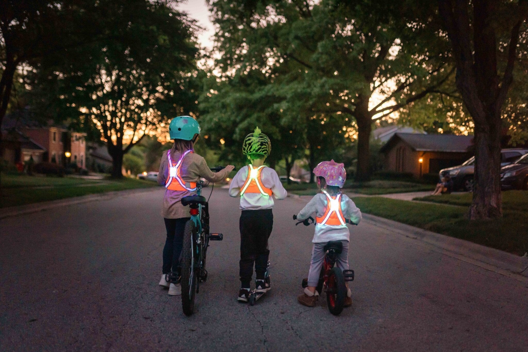 Noxgear Tracer Junior âIlluminated & Reflective Vest | MunroKennels.com