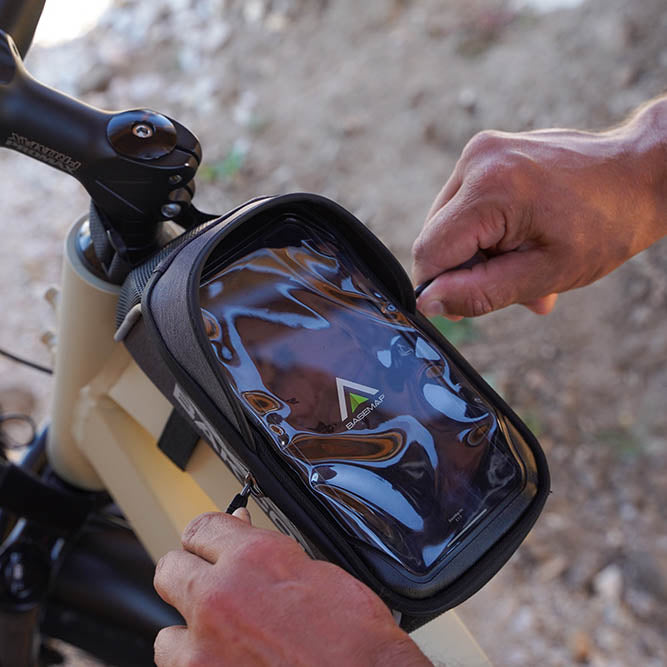 Bakcou Phone Bag | MunroPowersports.com