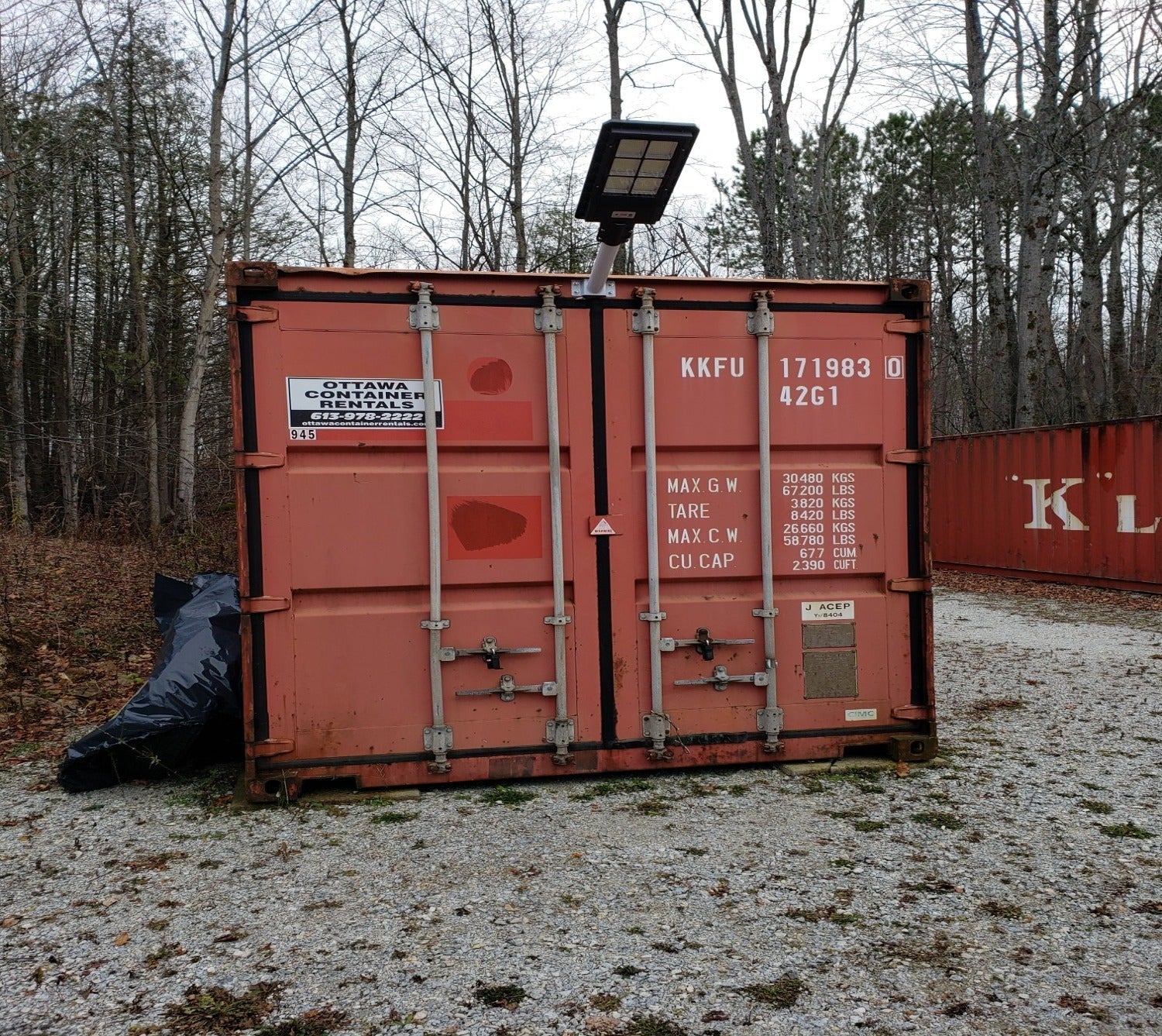 120 Watt Solar Yard Light