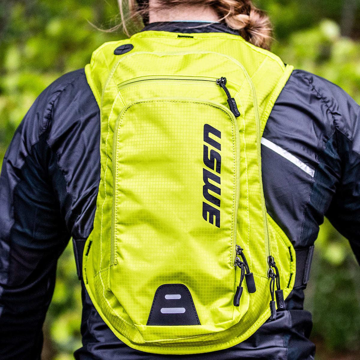 USWE Outlander 9L Hydration Pack - V-2091006 | MunroPowersports.com